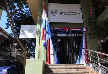 Record historique des demandes et octrois de résidences au Paraguay en 2025